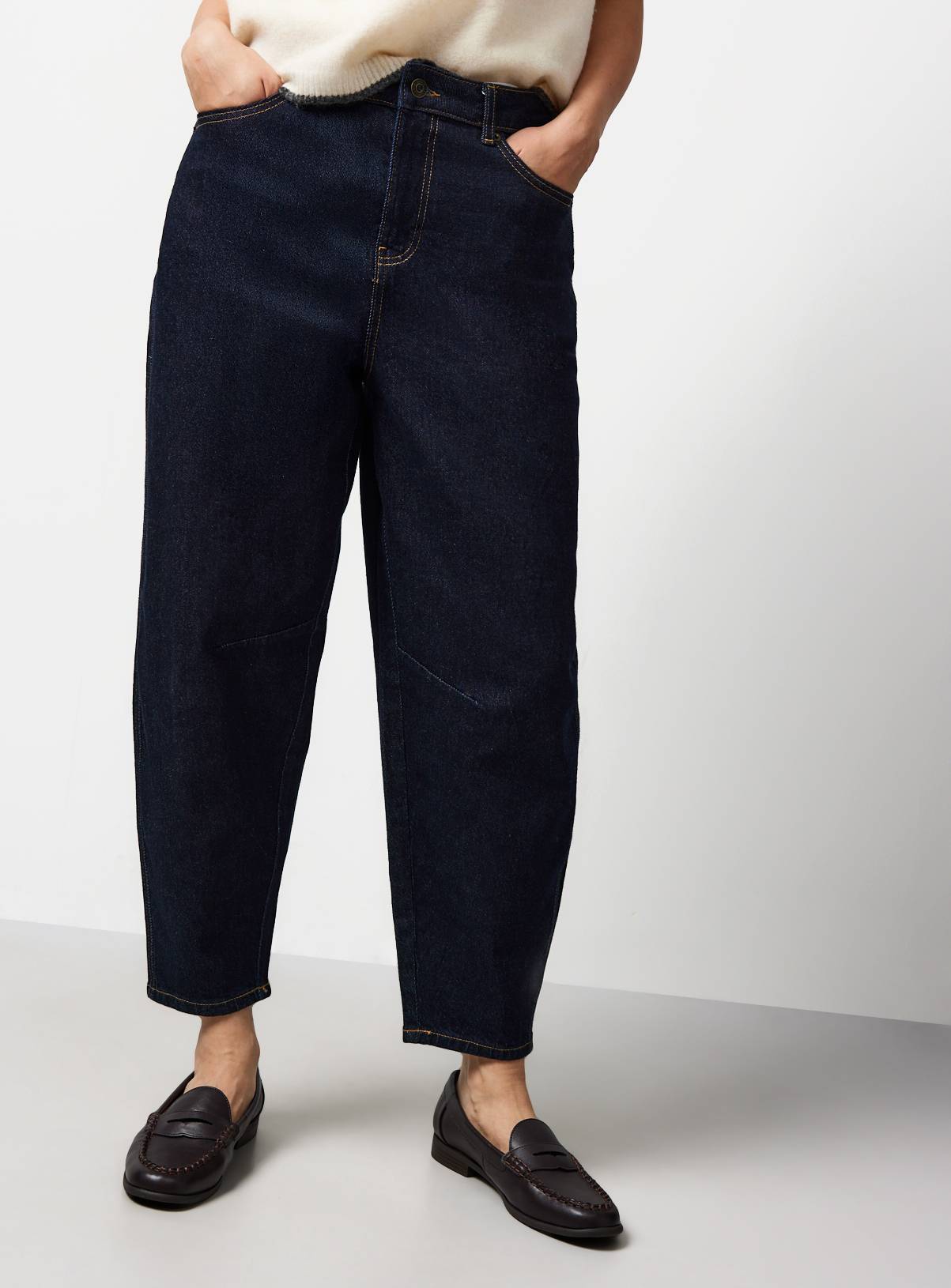 Dark Rinse Denim Relaxed Barrel Jeans 10S - Image 2